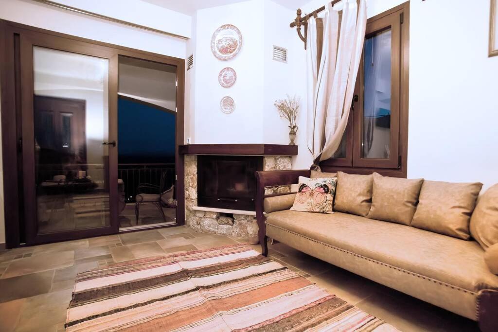 Nikis Seaside House Villa Vlihádia Kültér fotó