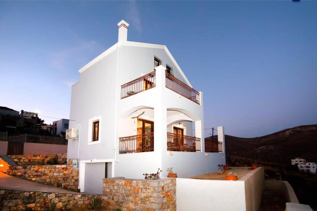 Nikis Seaside House Villa Vlihádia Kültér fotó